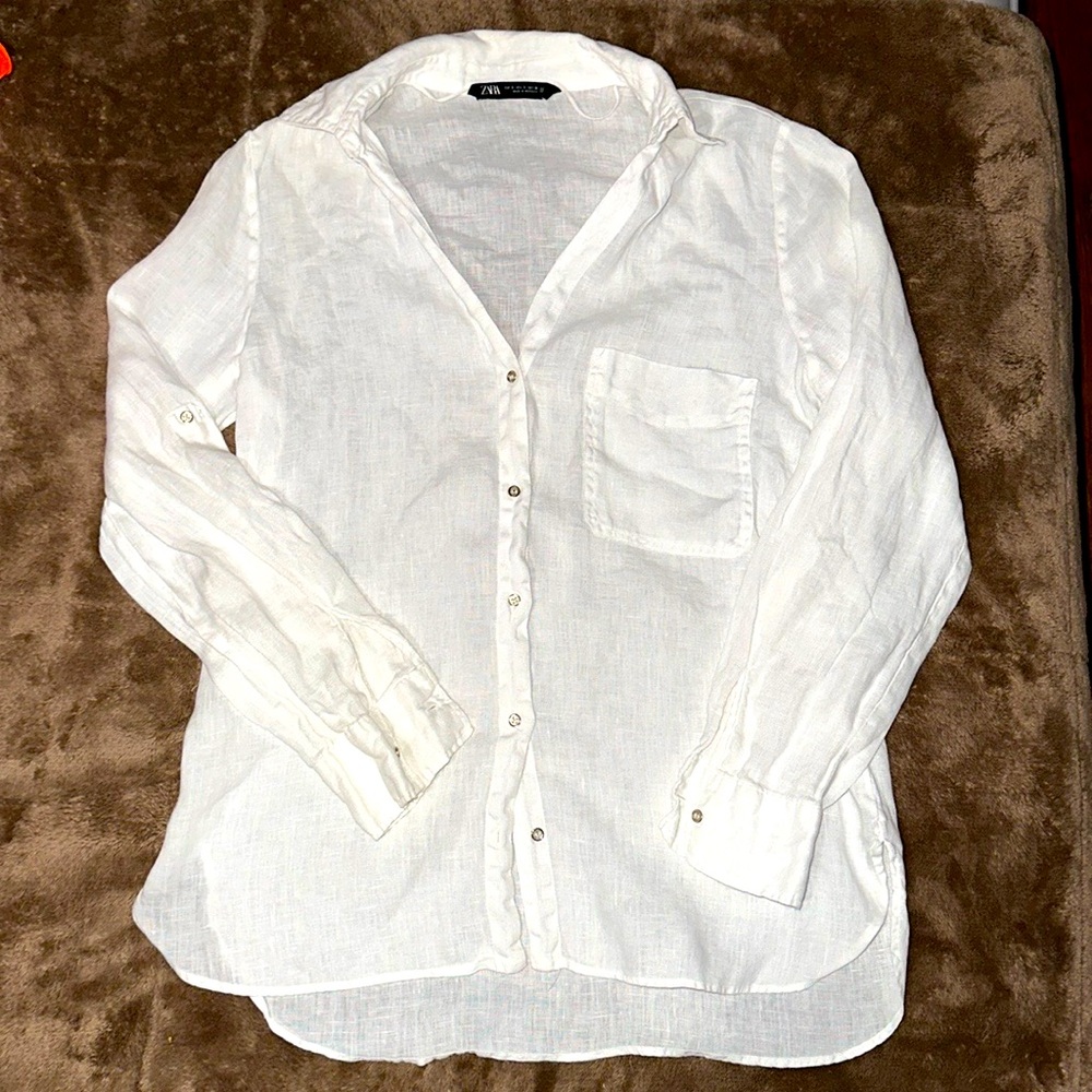 Zara oversized button up shirt perfect for casual wear or bathing suit cover up